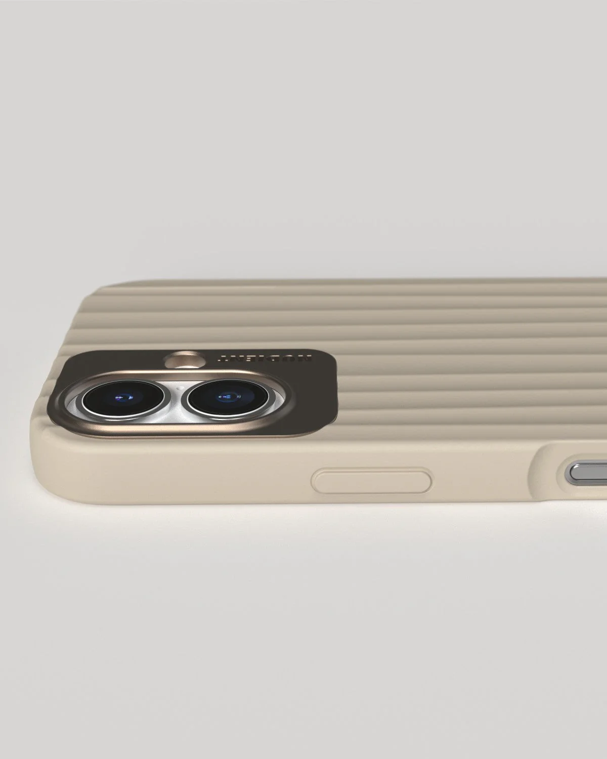 Bold Case - iPhone 16 - Linen Beige & Chalk White - Image 4