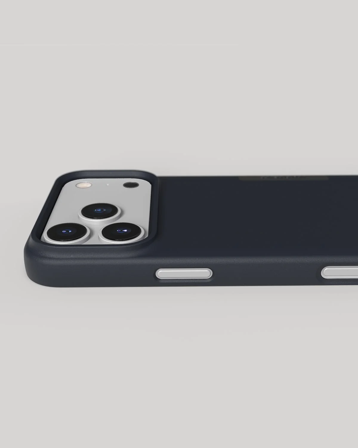 Thin Case - Image 6
